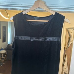 Ann Taylor Black velvet sleeveless Dress with Bow Detail